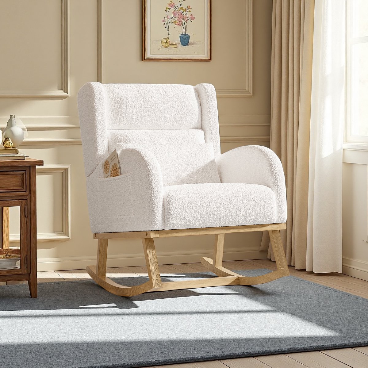 Witte Schommelstoel met Lendensteun – Teddy Stof, Comfortabel & Modern