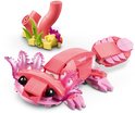 Een roze LEGO Creator axolotl met koraal en planten.
