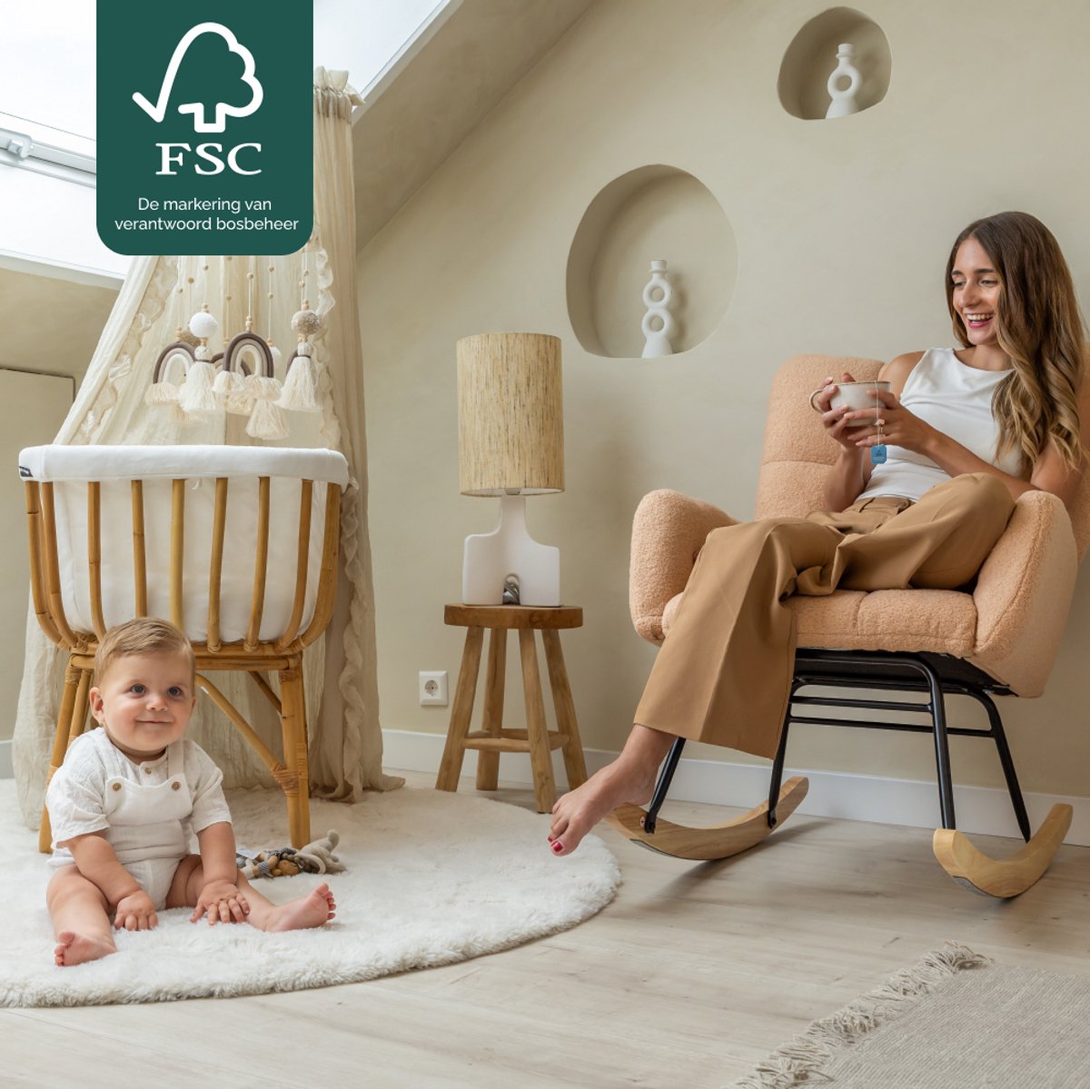 SITTT Schommelstoel - Relaxstoel babykamer - Fauteuil - Voedingsstoel - Bruin - Mocha Mousse — afbeelding 6