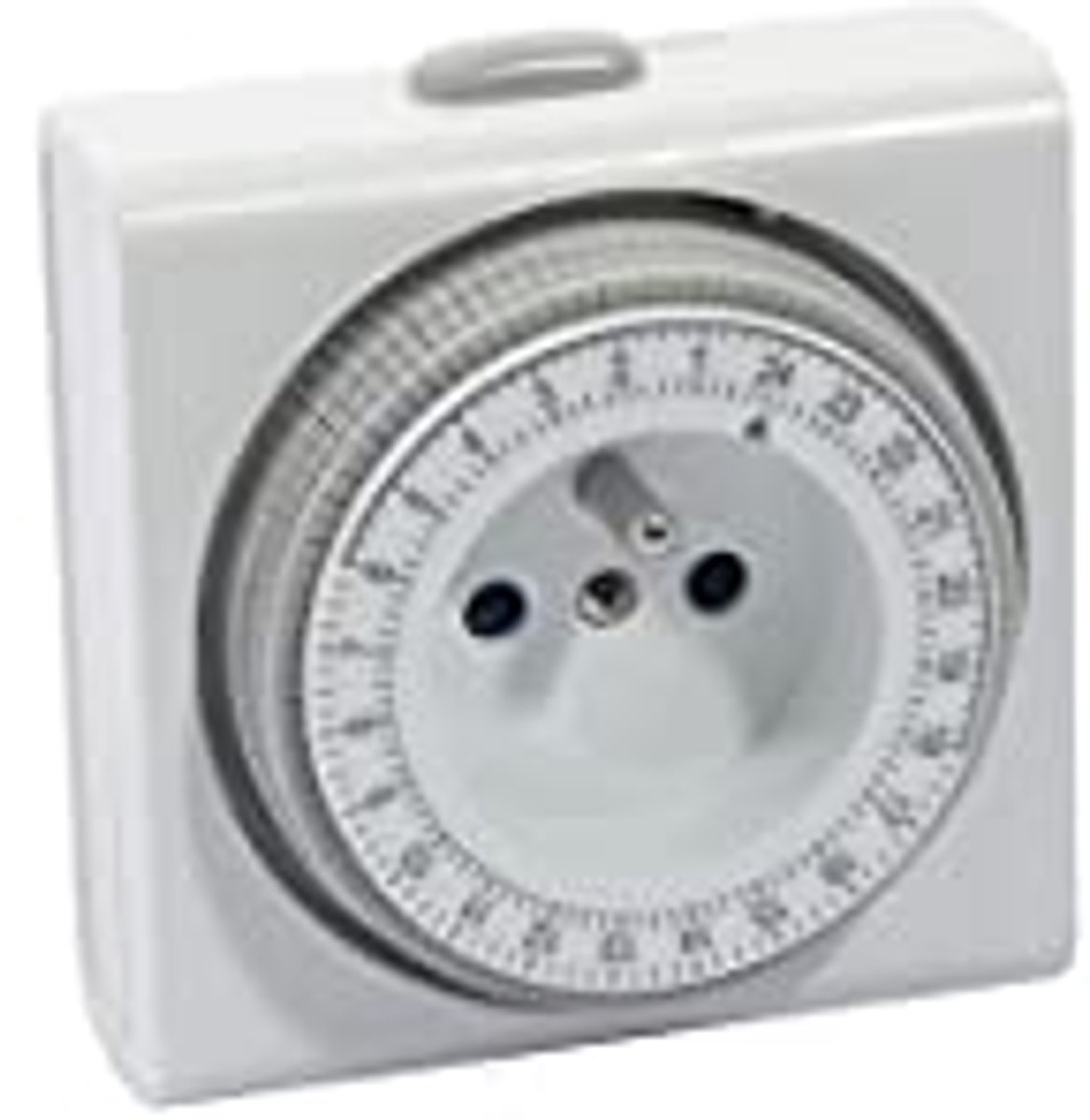 Vierkante mechanische timer met FR-plug - Energie besparing met gemak