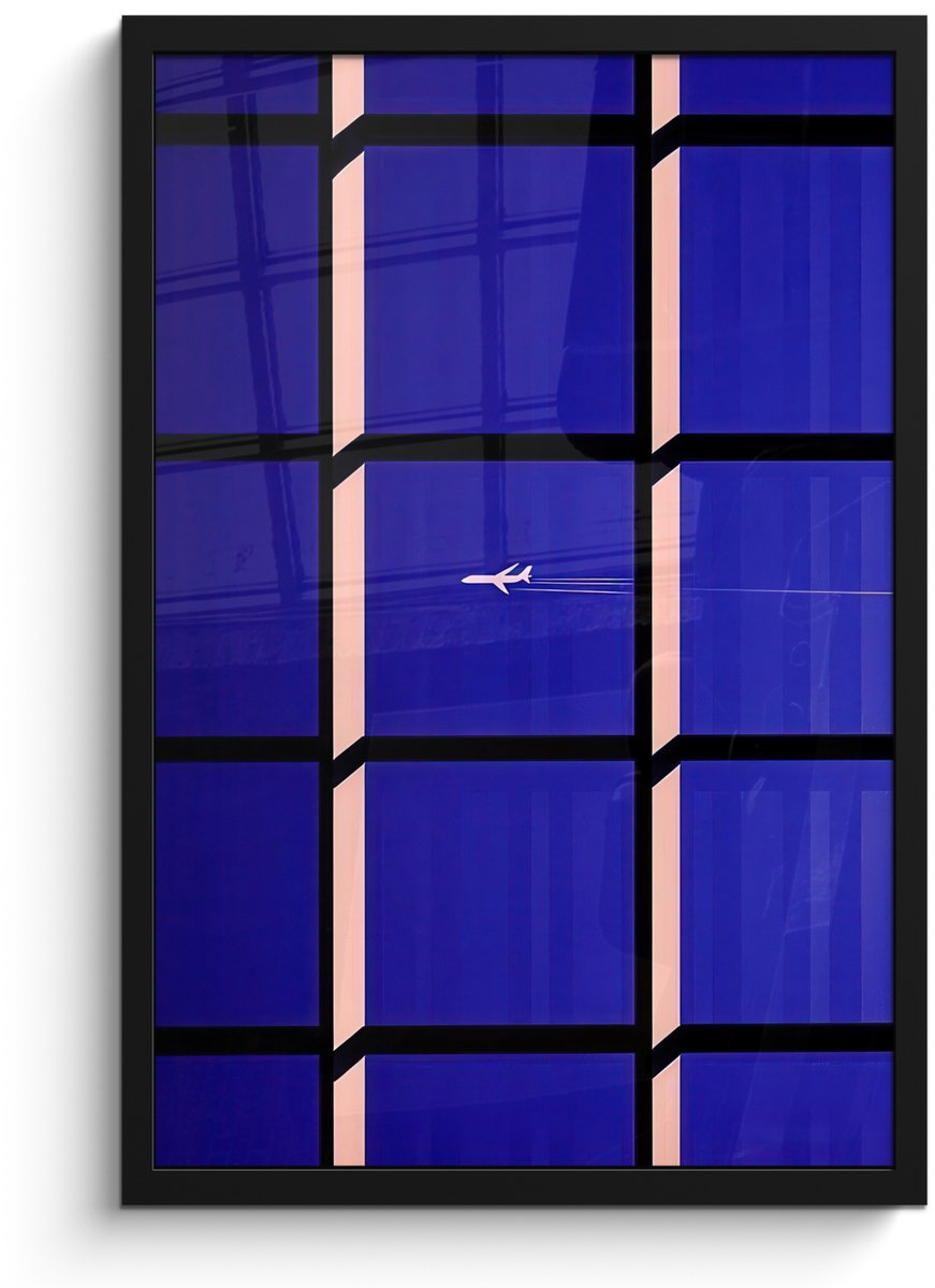 FrameYourWall Poster in lijst - Fotolijst 40x60 cm - Posters - Vliegtuig - Ruiten - Blauw - Rechthoekig - Posterlijst zwart - Decoratie - Wanddecoratie woonkamer - Muurdecoratie slaapkamer - Kerstversiering - Kerstdecoratie voor binnen - Kerstmis