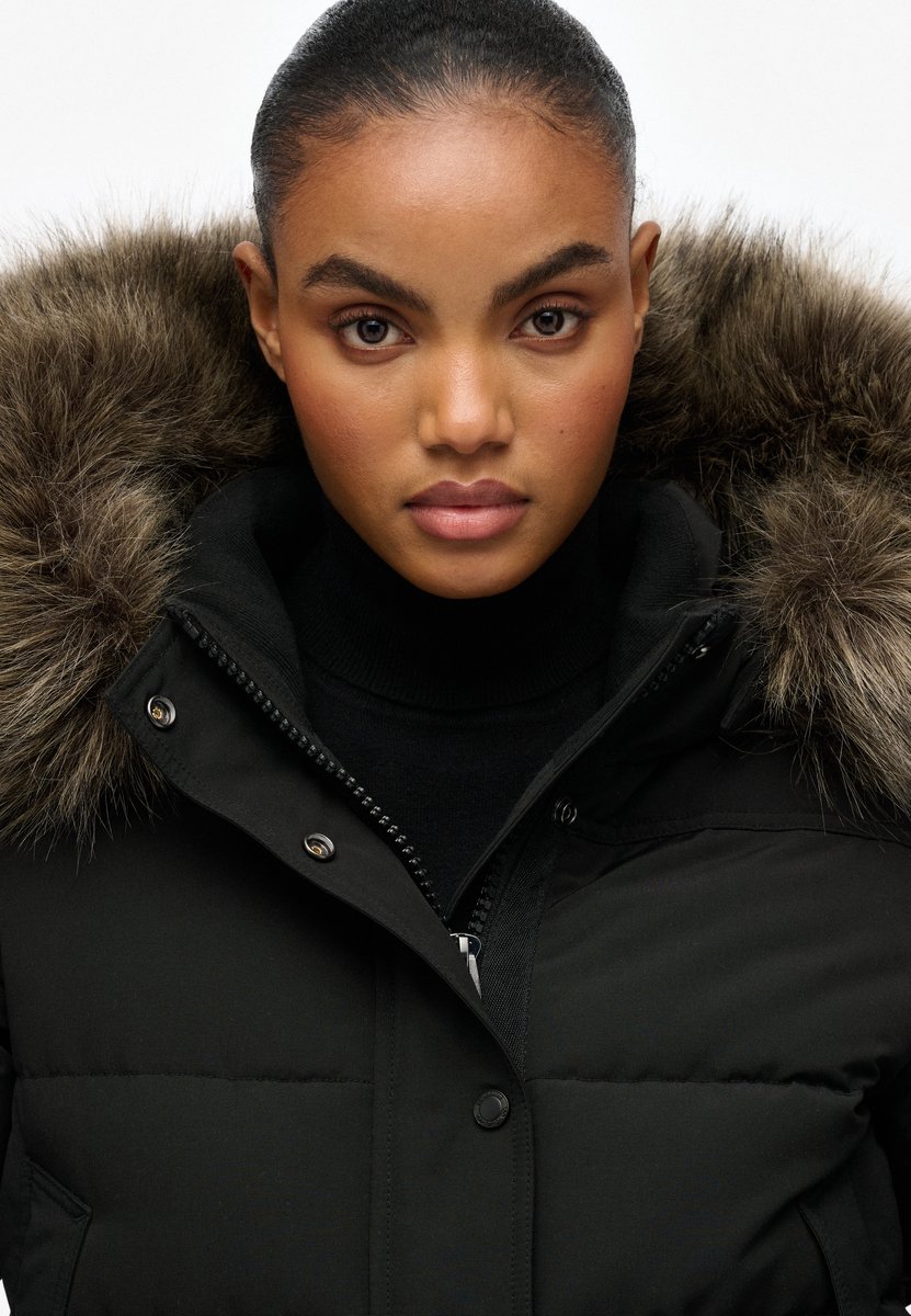 Superdry EVEREST HOODED BOMBER JKT Dames Jas Zwart