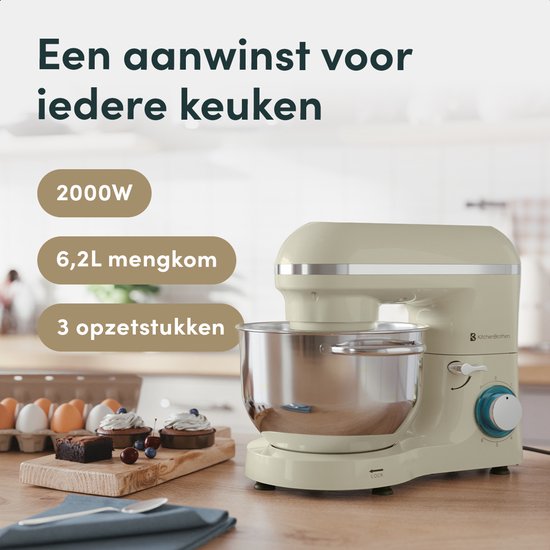 Crème keukenmachine met RVS mengkom, op een aanrecht met brownies en frambozen.