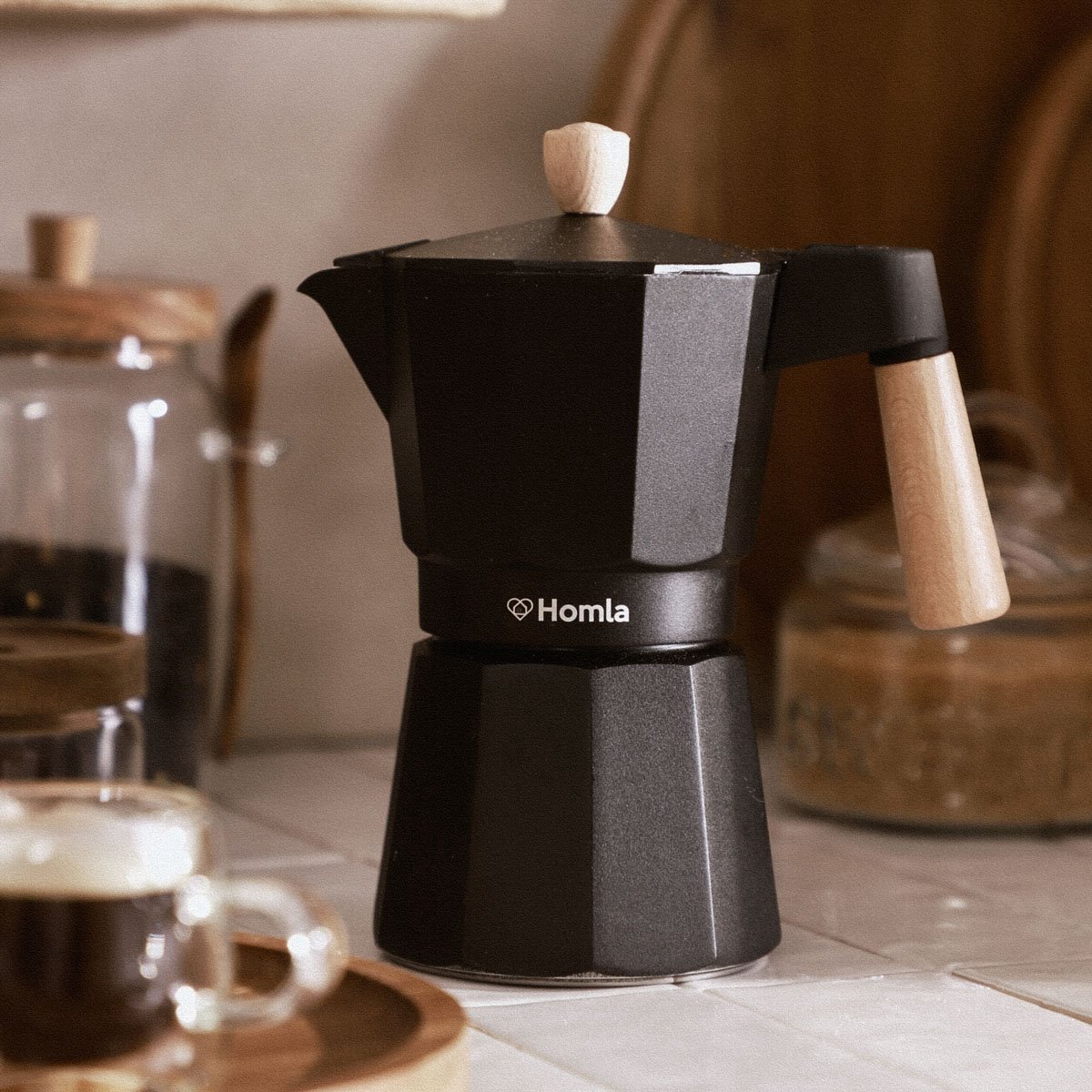 HOMLA Mia mokka espressomaker voor 6 kopjes - voor heerlijke koffie espresso koffiezetapparaat gasfornuizen & inductiekookplaten - aluminium + beukenhout wit