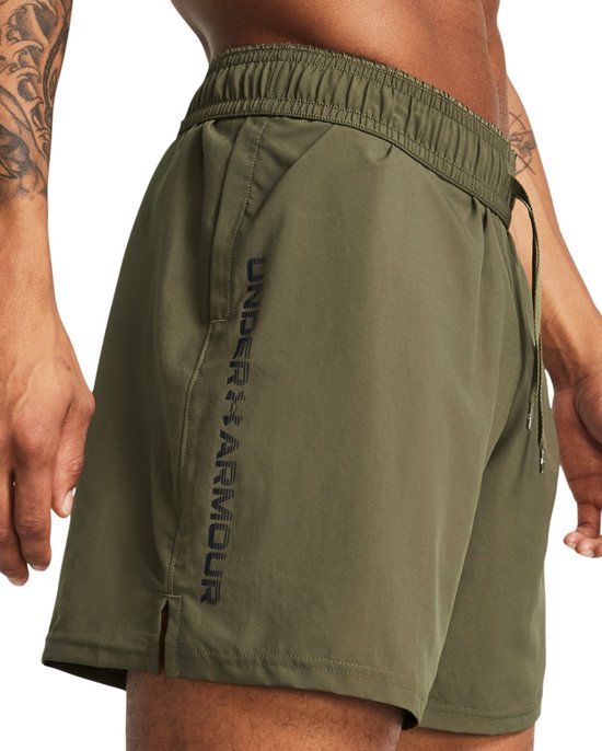 Under Armour Tech Woven Wordmarks Sportshort heren Donkergroen XS van Under Armour — afbeelding 2