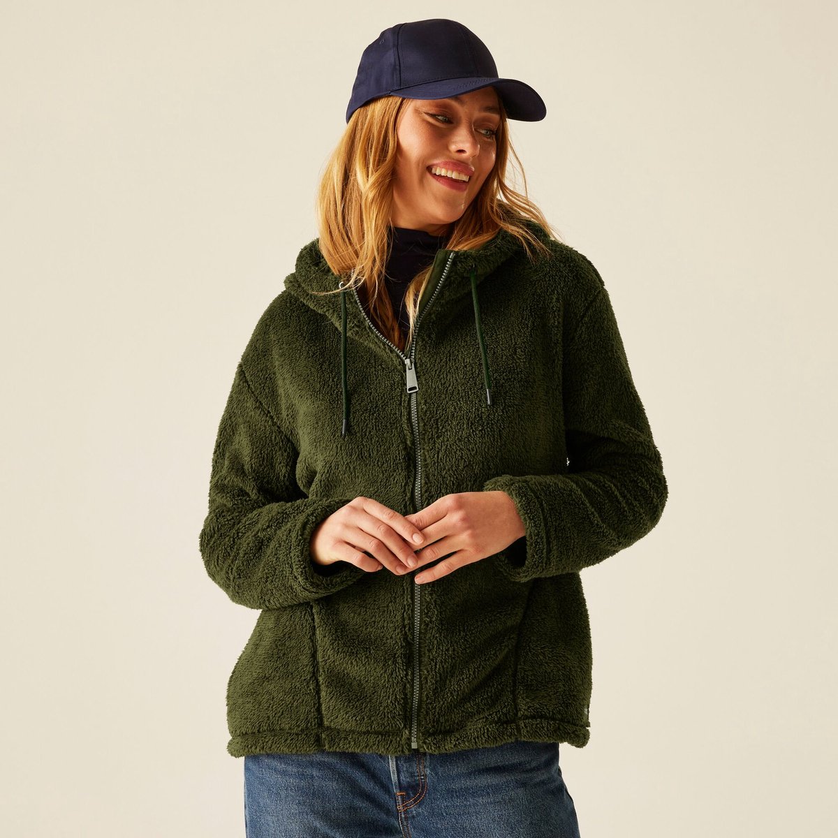 Orielle fluffy isolerend fleece vest met capuchon voor dames Groen