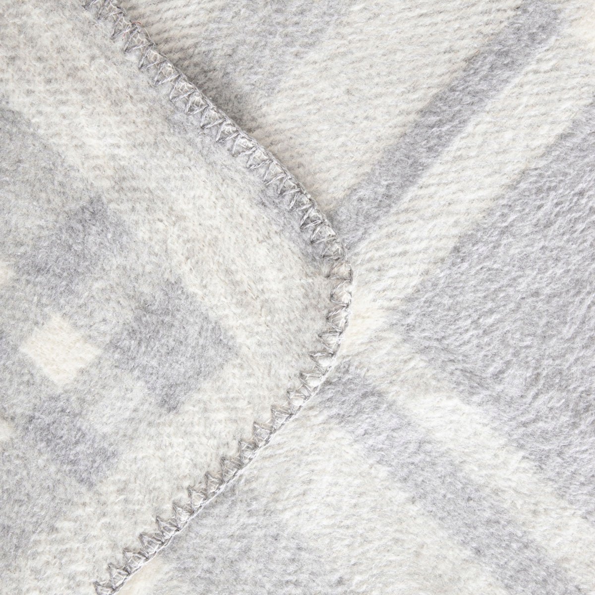 Homla Gelin Ruimte Plaid 150x200cm - Dik & Zacht Geruit Grijs