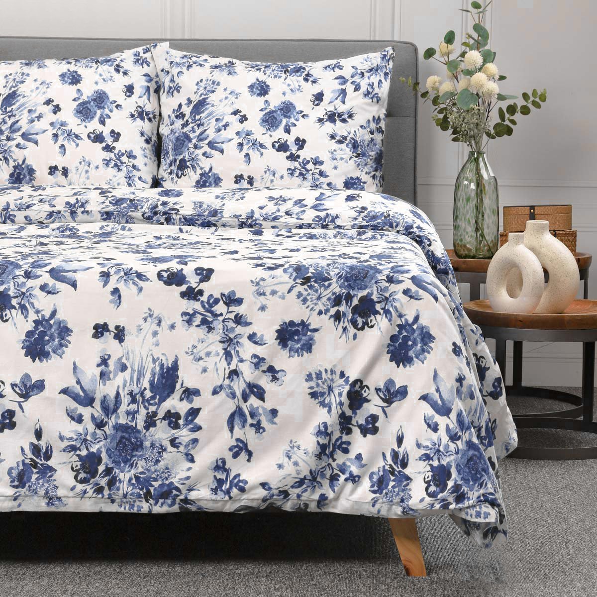 HOMLA SORLI - BEDDING - Beddengoed - Dekbedovertrek - Bamboe Blauw Bloemig - 160x200 cm