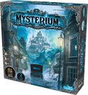 Mysterium bordspel met een duistere, mistige stad en een spookachtig kasteel op de achtergrond.