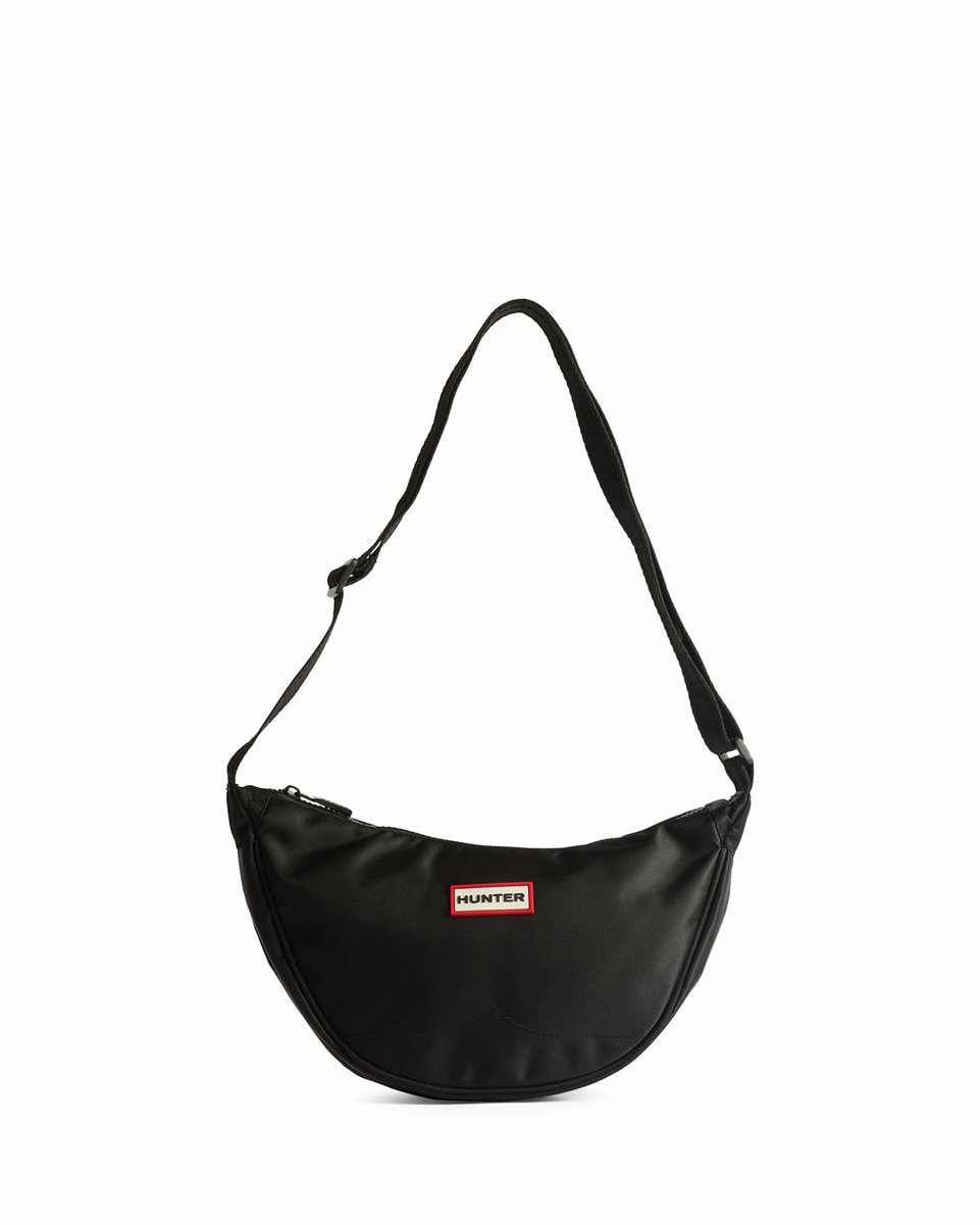 Hunter - Claymorie Nylon Sling Crossbody Bag Hunter Black - Maat ONE
