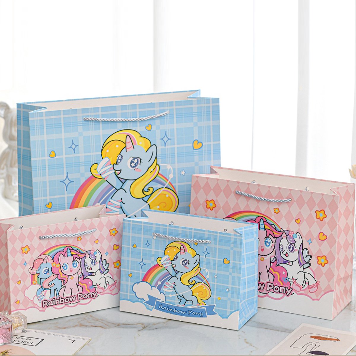 Suntac Cadeauzakjes met Magische Pony’s – 12 Stuks – Regenboog Goodiebags voor Kinderfeestjes – 19,5 × 5,5 × 24,5 cm
