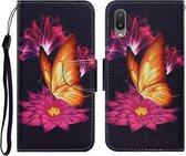 Voor Samsung Galaxy A02 Gekleurde Tekening Patroon Horizontale Flip PU Lederen Case met Houder & Kaartsleuven & Portemonnee & Lanyard (Grote Gouden Vlinder)