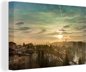 Canvas Schilderij Skyline van de Bosnische stad Sarajevo - 60x40 cm - Wanddecoratie