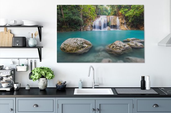 Roches couvertes de mousse devant la cascade du parc national d'Erawan Toile 140x90 cm - Tirage photo sur toile (décoration murale salon / chambre)