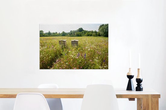 Tableau sur toile Ruche dans un champ de fleurs - 60x40 cm - Décoration murale