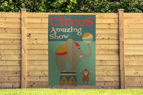 Tuinposter 120x180 cm - Tuindecoratie Circus" met olifant en aap op een groene achtergrond - Poster voor in de tuin - Buiten decoratie - Schutting tuinschilderij - Tuindoek muurdecoratie - Wanddecoratie balkondoek