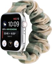 By Qubix Elastisch scrunchie nylon bandje - Khaki - Groen - Geschikt voor Apple Watch 42mm - 44mm - 45mm - Ultra - 49mm - Compatible Apple watch