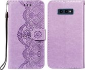 Voor Samsung Galaxy S10e Flower Vine Embossing Pattern Horizontale Flip Leather Case met Card Slot & Holder & Wallet & Lanyard (Purple)
