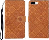 Etnische stijl reliëf patroon horizontale flip lederen tas met houder & kaartsleuven & portemonnee & lanyard voor iPhone 8 Plus / 7 Plus (bruin)