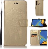 Windgong Uil Embossing Patroon Horizontale Leren Flip Case met Houder & Kaartsleuven & Portemonnee Voor Galaxy A9 (2018) (Goud)