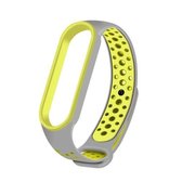 Voor Geschikt voor Xiaomi Mi Band 6 (CA8856) ademende siliconen vervangende band horlogeband met gaten (grijs + geel)