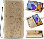 Voor Samsung Galaxy A21s Mooie kat en hond Embossing patroon Horizontale flip lederen tas, met houder & kaartsleuven & portemonnee & cartoon sluiting & lanyard (goud)