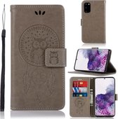 Voor Galaxy S20 Windgong Uil Embossing Patroon Horizontale Flip lederen tas, met houder & kaartsleuven & portemonnee (grijs)