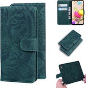 Voor LG K42 Tiger Embossing Pattern Horizontale Flip lederen tas met houder & kaartsleuven & portemonnee (groen)