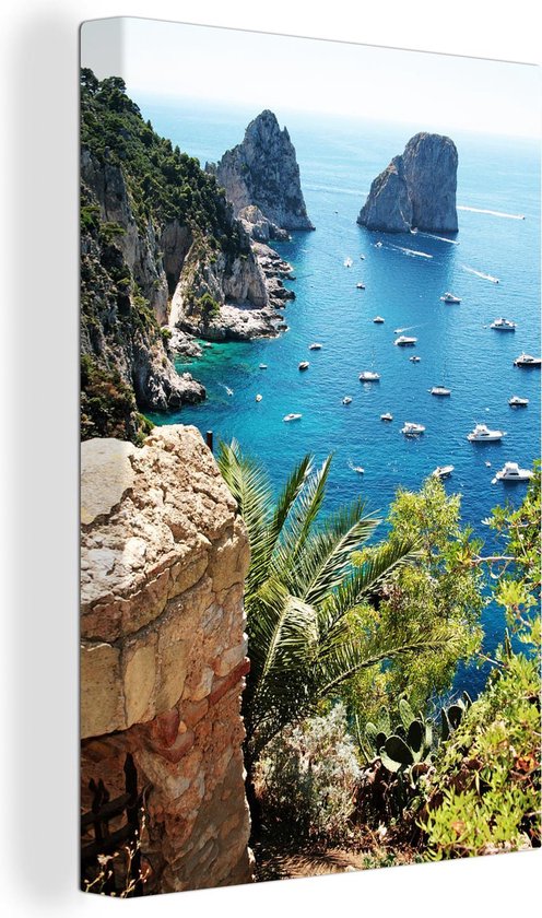Canvas Schilderij Boten dobberen in de zee bij Capri - 60x90 cm - Wanddecoratie