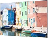 Wandpaneel Kleurrijke huisjes met bootjes  | 120 x 80  CM | Zilver frame | Wandgeschroefd (19 mm)