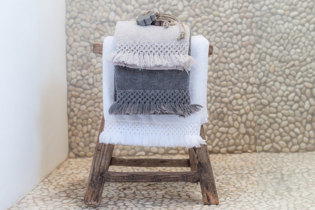 House in Style | Luxe handdoek Carine | Badstof