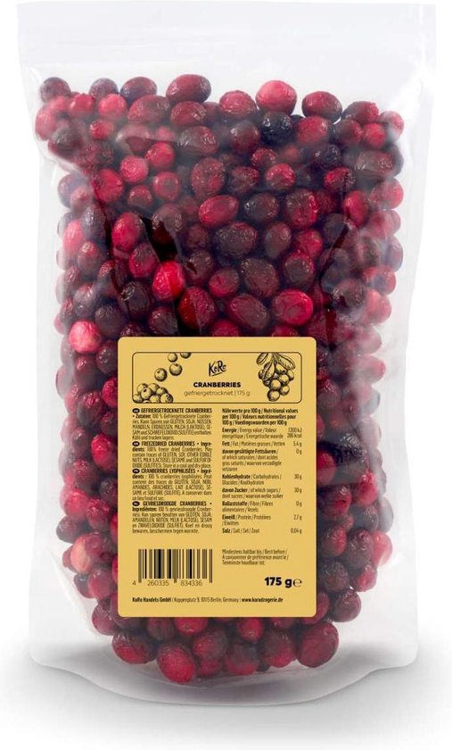 Een doorzichtige zak met 175g gevriesdroogde cranberry's van KoRo, met voedingswaarde-informatie op het etiket.