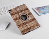 H.K. Draaibaar/Boekhoesje hoesje slangenprint crème geschikt voor Apple iPad AIR 5/6/7/8/AIR/AIR2/2017/2018 + styles pen en glasfolie