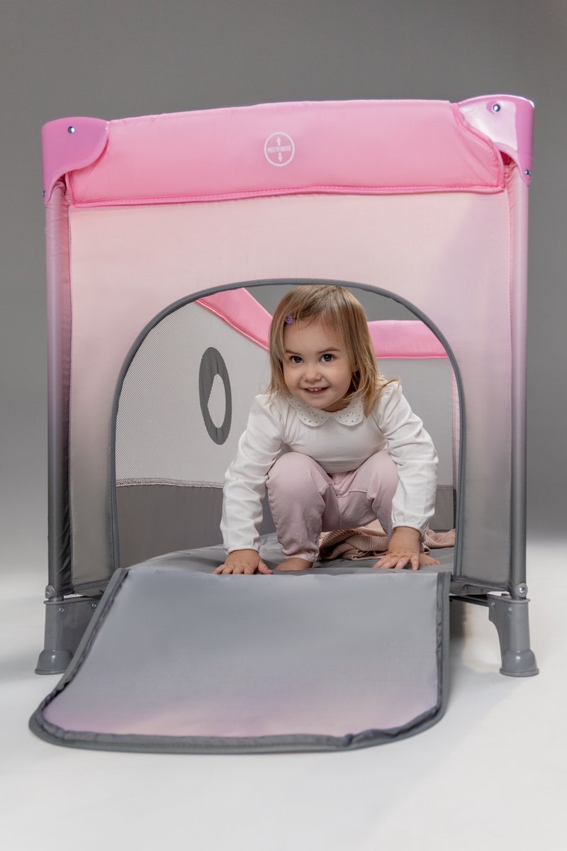 Lionelo Stefi Campingbedje 3 in 1 - Baby Bed / Inklapbare Box / Reisbedje - 60x120 cm - 0-36 maanden / tot 15 kg - MET comfort MATRAS - Zij-ingang met rits - Wielen - Transporttas - Babybed Babybox Ledikant thumbnail 2