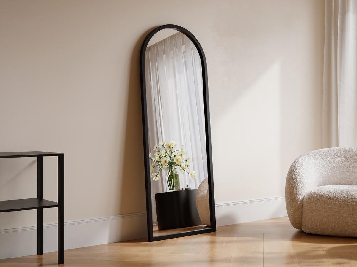 Vente-unique Grote boogvormige spiegel van paulowniahout - L65 x H170 cm - Zwart - SHANGI