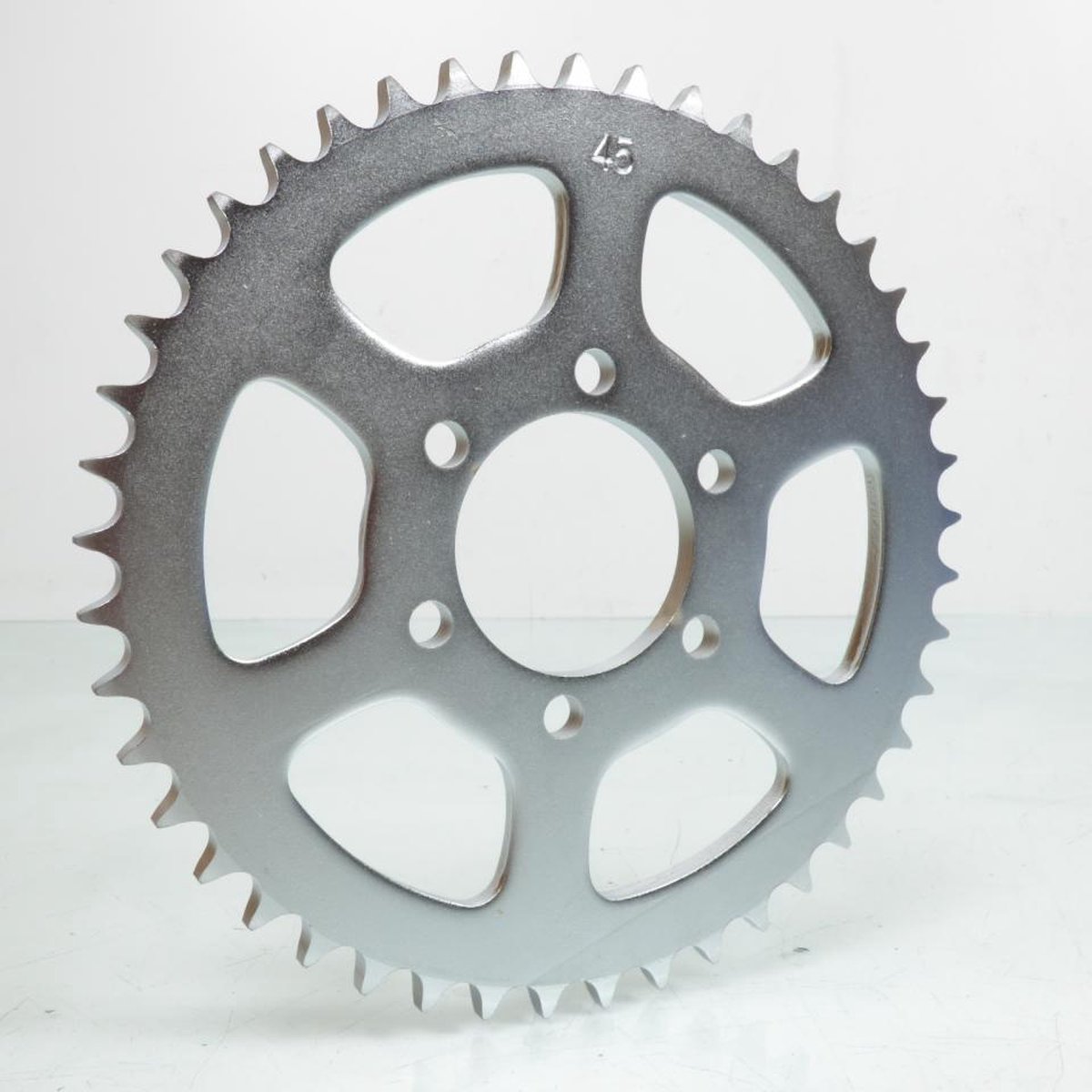 Couronne de transmission Sifam pour Moto Suzuki 400 GS 1977 à 1979 45 dents pas 530 Neuf
