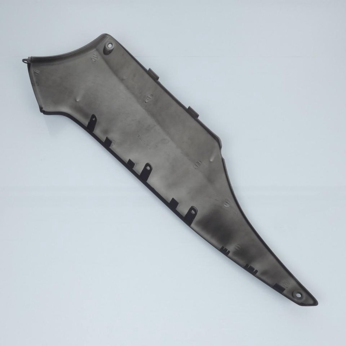 Sabot bas de caisse gauche P2R pour Scooter Yamaha 500 Tmax 2001 à 2007 2541 / noir mat Neuf