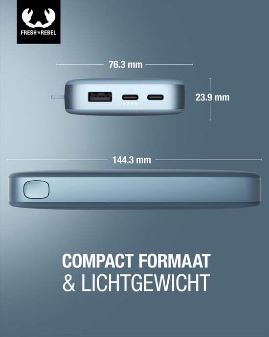 Afmetingen van de blauwe powerbank: 76,3 mm breed, 23,9 mm hoog, 144,3 mm lang. Compact formaat.