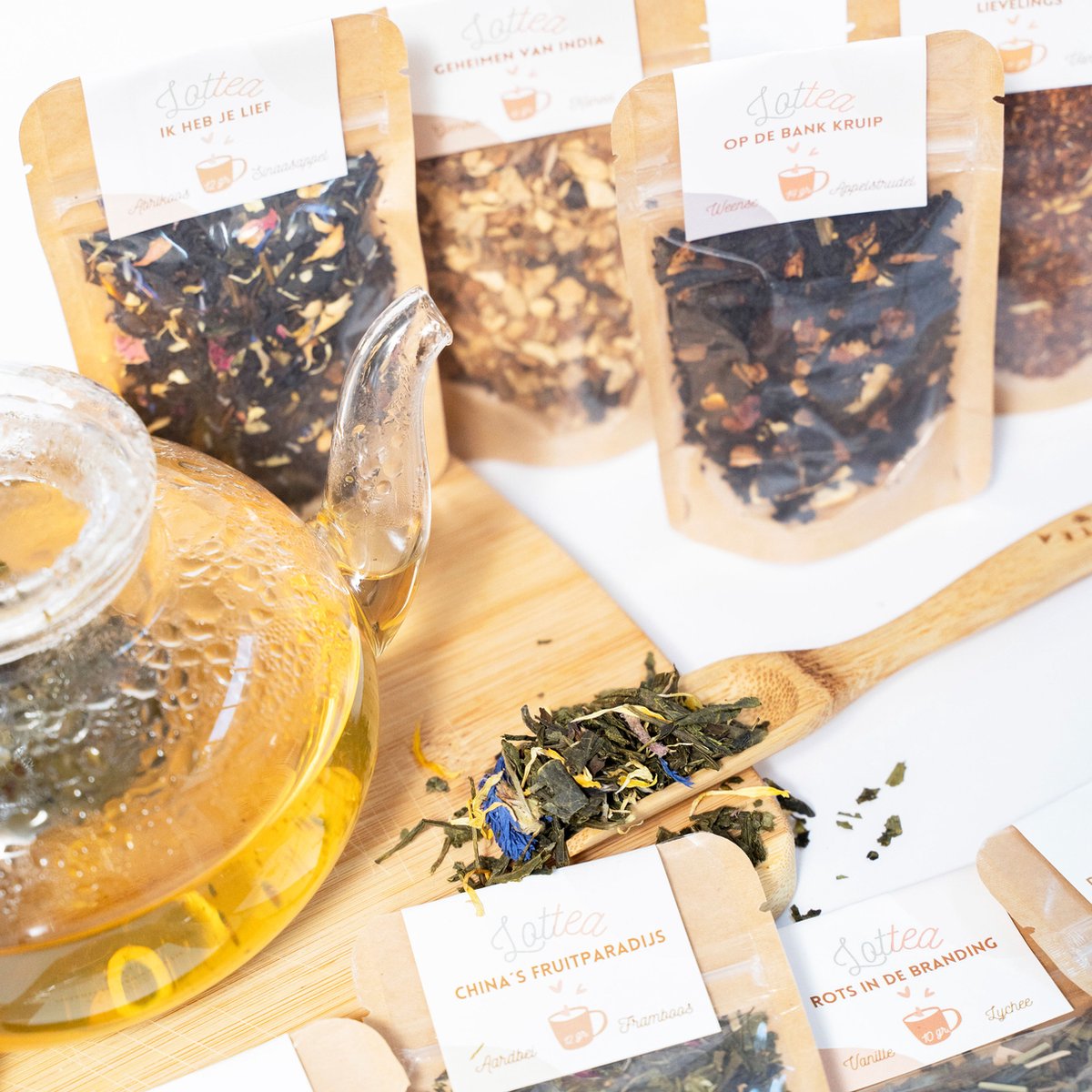 Lottea Theeproeverij Deluxe - thee proeverij pakket, thee cadeau, thee pakket, thee geschenk, cadeau vriendschap, cadeau set, gift set, theepot