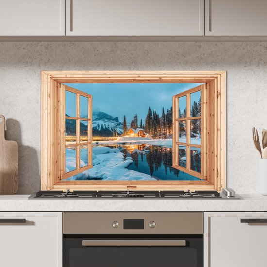 Spatscherm keuken 80x55 cm - Kookplaat achterwand Winterlandschap - Natuur - Huis - Bergen - Doorkijk - Raam - Muurbeschermer - Spatwand fornuis - Hoogwaardig aluminium
