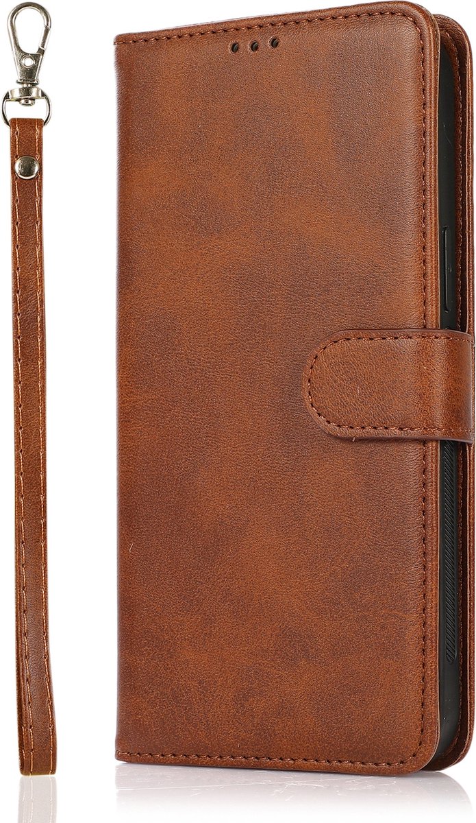 Mobigear Telefoonhoesje geschikt voor Apple iPhone 16 Pro Hoesje | Mobigear Wallet Uitneembare 2in1 Bookcase Portemonnee | Pasjeshouder voor 3 Pasjes | Telefoonhoesje voor Pinpas / OV Kaart / Rijbewijs - Bruin