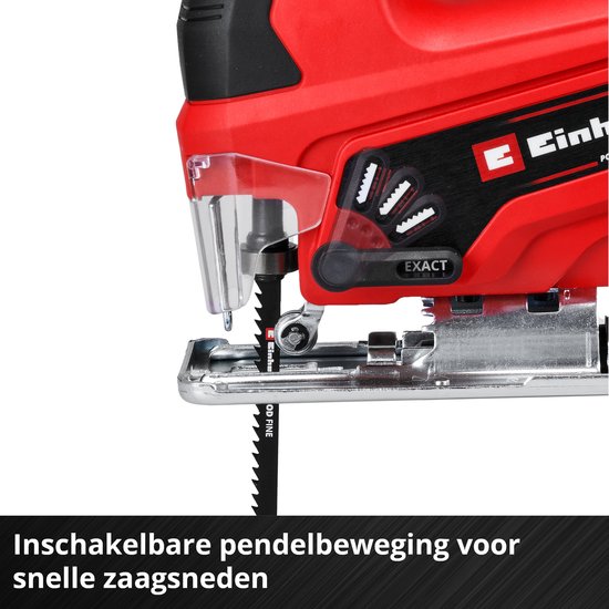 Detail van de Einhell decoupeerzaag, met nadruk op de inschakelbare pendelbeweging voor snelle zaagsneden.