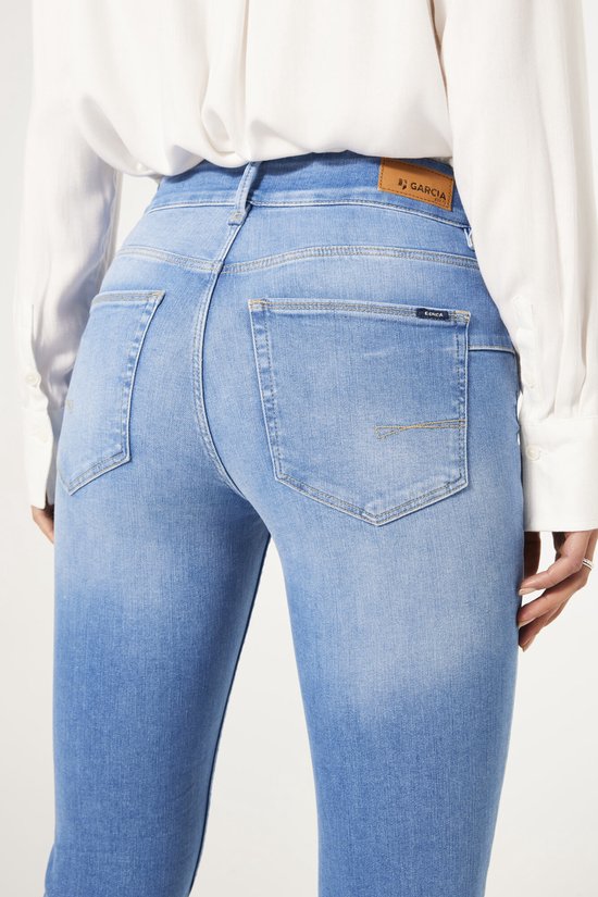 GARCIA Caro Curved Jeans Slim Fit pour femme Blauw Taille W28 X L30 bol