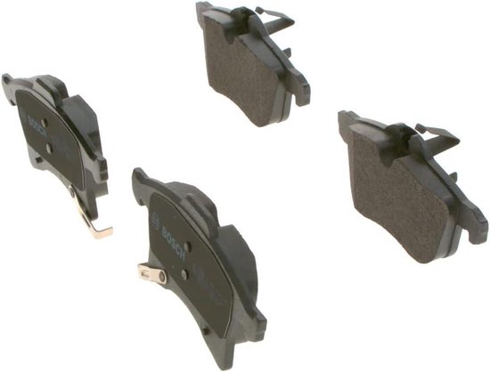 Bosch BP1420 Remblokken - vooras - ECE-R90 certificering - vier remblokken per set