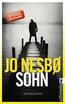Boekcover: man op steiger bij meer. 'SPIEGEL Bestseller' en 'DER SOHN' in geel.