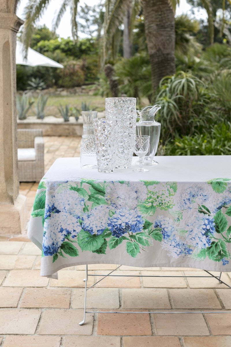 Tafelkleed Hortensia blauw - 160 x 160 cm - Nu tijdelijk met gratis servetten - 100% katoen