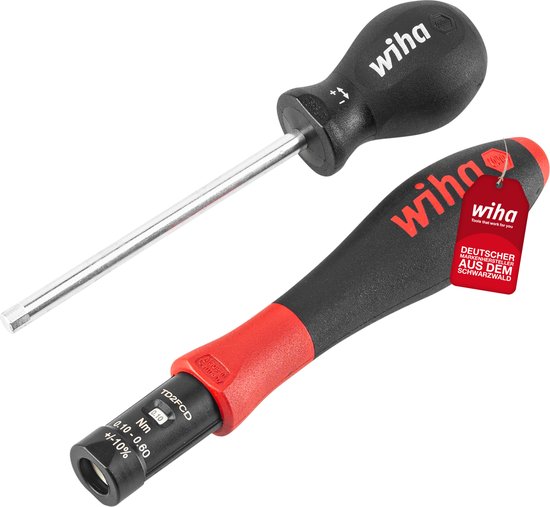 Twee Wiha schroevendraaiers, één met rode en zwarte grip (0.10-0.60 Nm) en een met zwarte grip.