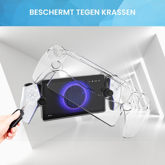 Een Playstation Portal met controllers, beschermd door een transparante hoes. "Beschermt tegen krassen".