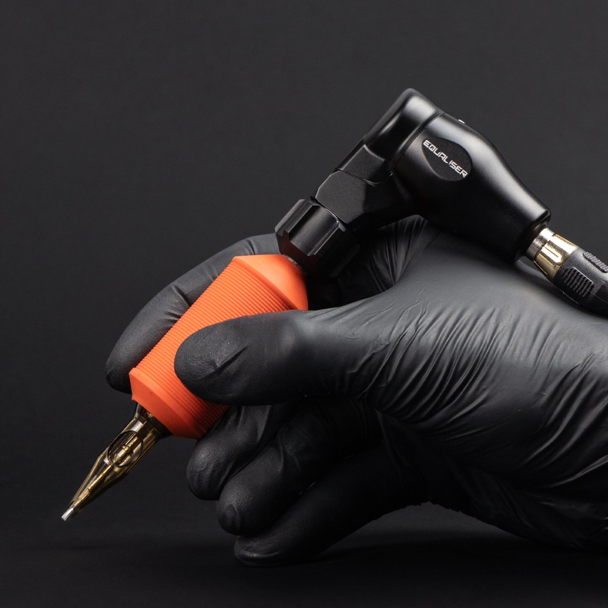 Equaliser Fox Mini V2 | Premium Professionele Tattoo Machine | Draadloze Tatoeage Pen | Wireless | PMU Gun | Zelf Tatoeëren Kit | Cartridges | Naalden | Beginner & Gevorderden Set 1RL | 3RL | 7RL