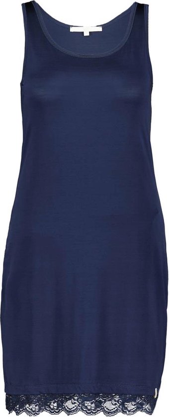 Donkerblauwe slipdress van DIDI met kanten rand aan de onderkant.